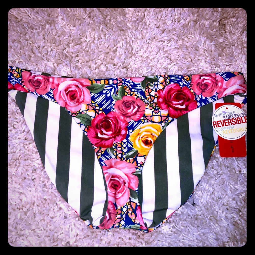 NWT Reversible floral flower/ stripe bikini bottom - Picture 1 of 5